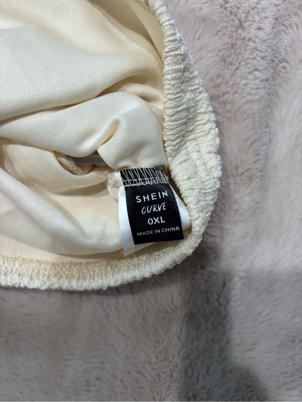 SHEIN Cream One-Shoulder Ruched Bralette - Picture 4 of 4
